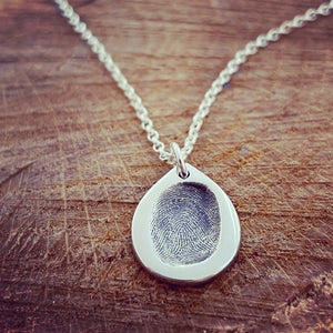 fingerprint teardrop on a belcher chain